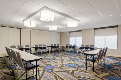 Holiday Inn Express & Suites Jacksonville South East - Medical Center Area an IHG Hotel - image 43