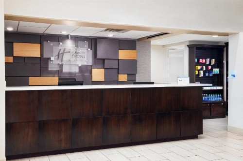 Holiday Inn Express & Suites Jacksonville South East - Medical Center Area an IHG Hotel - image 47