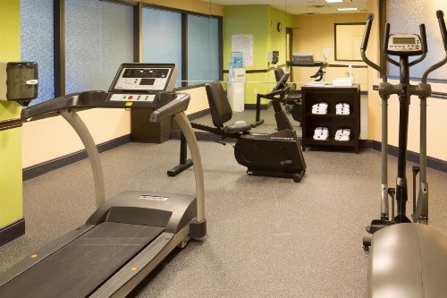 Holiday Inn Express Hotel & Suites Jacksonville Airport an IHG Hotel - image 12