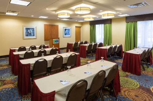 Holiday Inn Express Hotel & Suites Jacksonville Airport an IHG Hotel - image 15