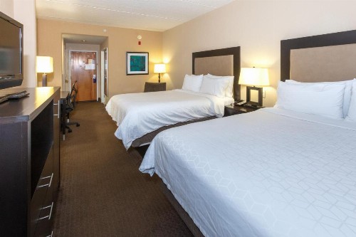 Holiday Inn Express Hotel & Suites Jacksonville Airport an IHG Hotel - image 21