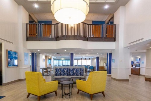 Holiday Inn Express Hotel & Suites Jacksonville Airport an IHG Hotel - image 38