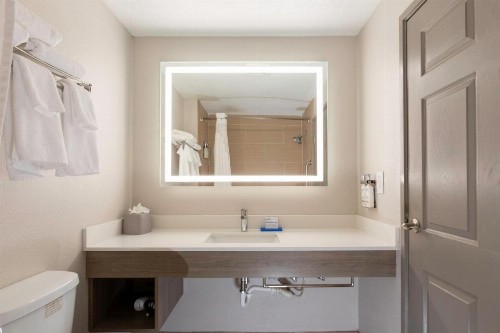 Holiday Inn Express Hotel & Suites Jacksonville Airport an IHG Hotel - image 39