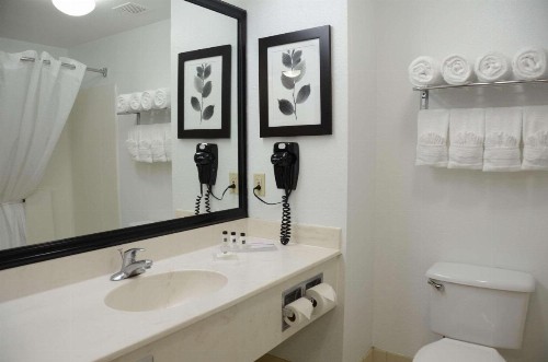 Country Inn & Suites by Radisson Jacksonville FL - image 7
