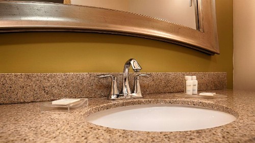 Best Western Plus Cecil Field Inn & Suites - image 2