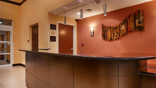 Best Western Plus Cecil Field Inn & Suites - image 4