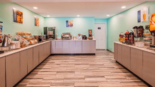 SureStay Hotel by Best Western Jacksonville South - image 3