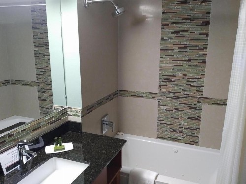 Marble Waters Hotel and Suites - Jacksonville - image 11