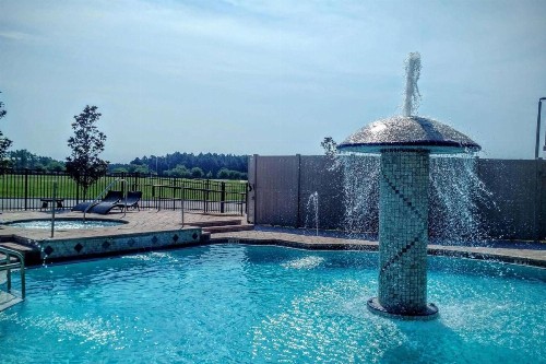 Marble Waters Hotel and Suites - Jacksonville - image 2