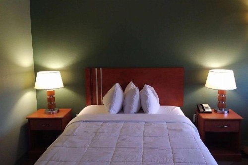 Marble Waters Hotel and Suites - Jacksonville - image 7