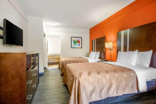 Quality Inn & Suites - Jacksonville - image 16