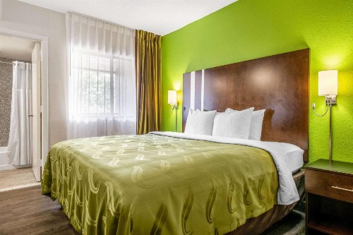 Quality Inn & Suites - Jacksonville - image 19