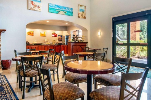 Quality Inn & Suites - Jacksonville - image 22