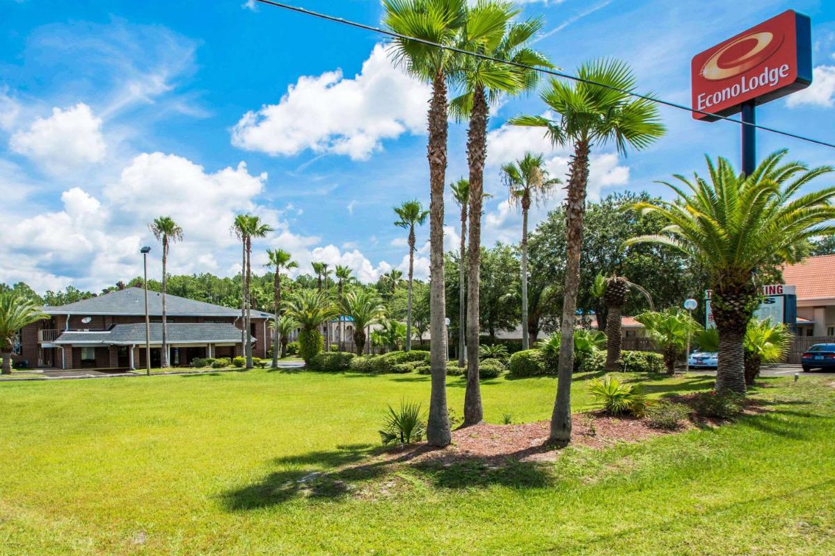 Econo Lodge Jacksonville - image 6