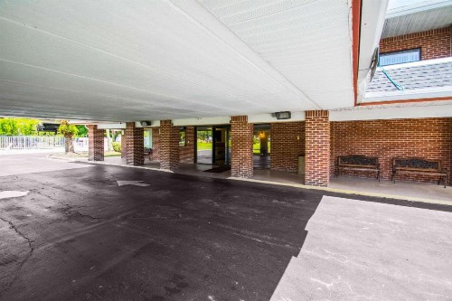 Econo Lodge Jacksonville - image 7