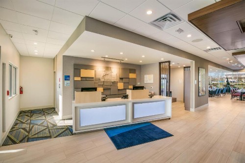 Holiday Inn Express & Suites - Jacksonville - Town Center an IHG Hotel - image 23