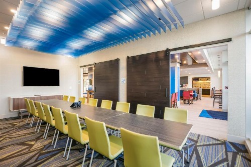 Holiday Inn Express & Suites - Jacksonville - Town Center an IHG Hotel - image 24