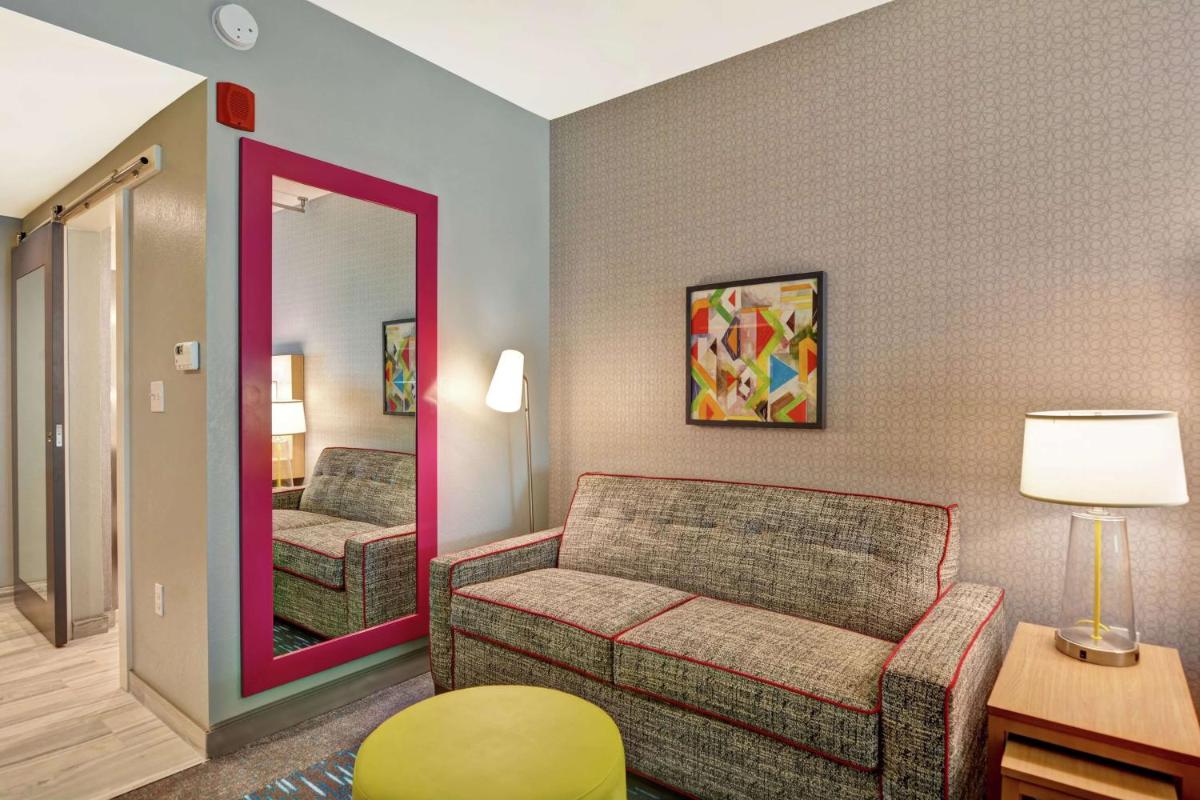 Home2 Suites By Hilton Jacksonville South St Johns Town Ctr - image 3