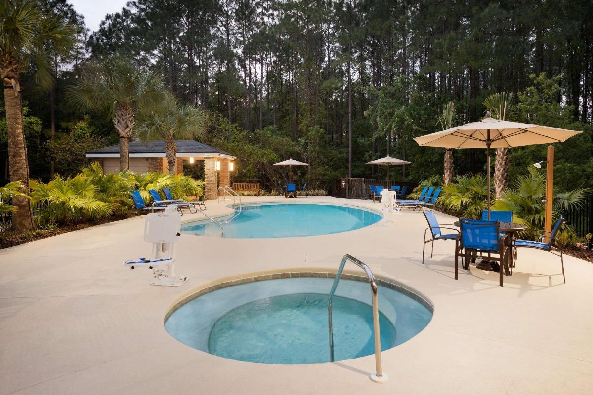 Homewood Suites Jacksonville Deerwood Park - image 5