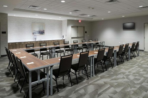 Home2 Suites By Hilton Jacksonville Airport - image 15