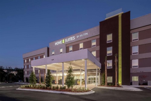 Home2 Suites By Hilton Jacksonville Airport - image 18