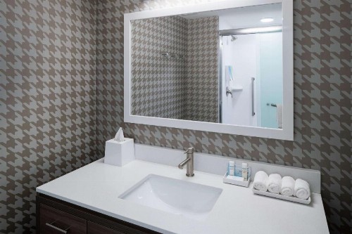 Home2 Suites By Hilton Jacksonville Airport - image 35