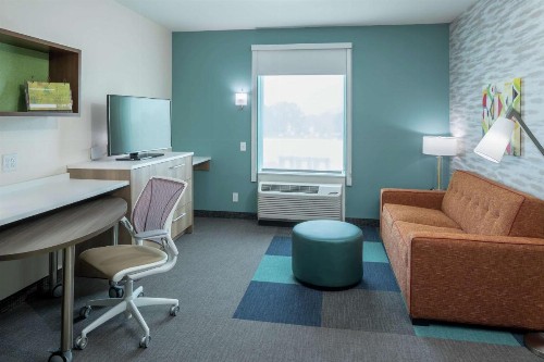 Home2 Suites By Hilton Jacksonville Airport - image 8