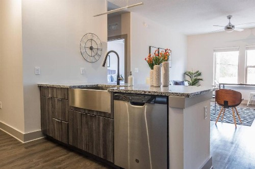 Frontdesk SoBA Apts Southbank Downtown Jacksonville - image 10