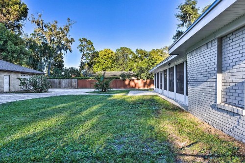 Jacksonville Gem - Ideal Location to Beaches! - image 4