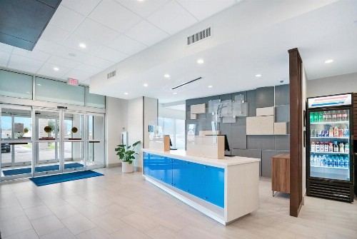 Holiday Inn Express Jacksonville South Bartram Prk - image 12