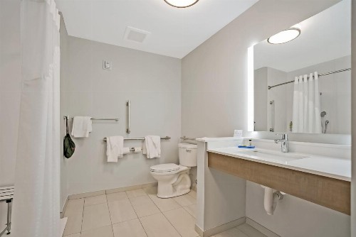Holiday Inn Express Jacksonville South Bartram Prk - image 17