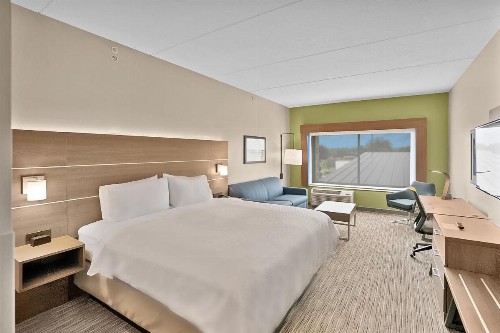 Holiday Inn Express Jacksonville South Bartram Prk - image 21