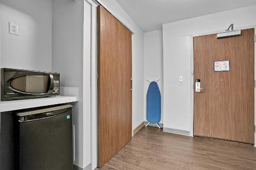 Holiday Inn Express Jacksonville South Bartram Prk - image 33