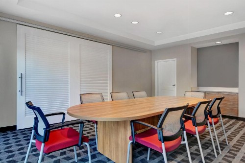 TownePlace Suites by Marriott Jacksonville East - image 22