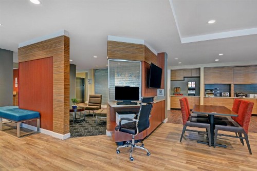 TownePlace Suites by Marriott Jacksonville East - image 7