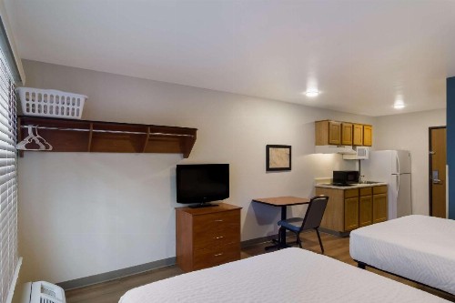 WoodSpring Suites Jacksonville I-295 East - image 15