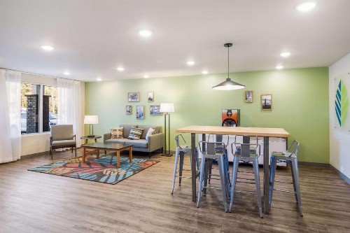 WoodSpring Suites Jacksonville Campfield Commons - image 13