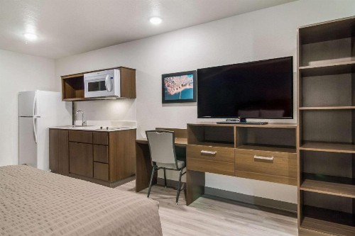 WoodSpring Suites Jacksonville Campfield Commons - image 30