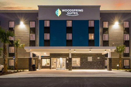 WoodSpring Suites Jacksonville Campfield Commons - image 9