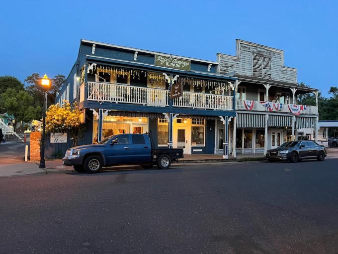 Americas Best Value Inn Royal Carriage - main image