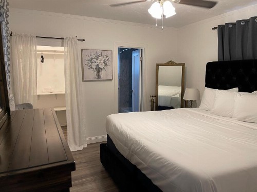 Americas Best Value Inn Royal Carriage - image 17