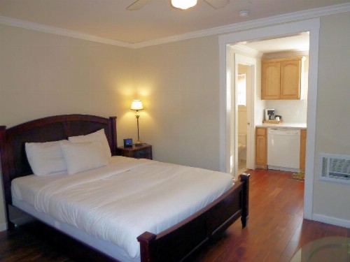 Americas Best Value Inn Royal Carriage - image 36