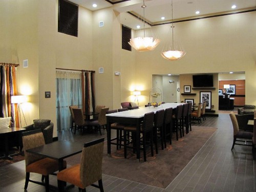 Hampton Inn & Suites Jamestown - image 2