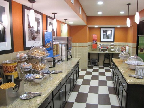 Hampton Inn & Suites Jamestown - image 4