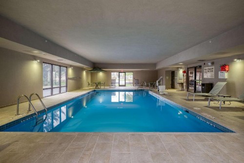 Hampton Inn Janesville - image 25