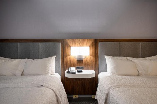 Hampton Inn Janesville - image 7