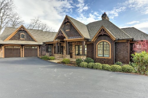 MountainView Luxury Rental Home in Big Canoe