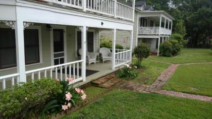 1920s Cottage