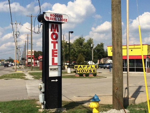 Hoosier Travel Lodge - image 7