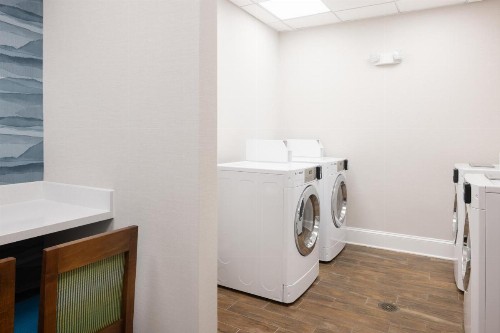 Hampton Inn & Suites Jekyll Island - image 17